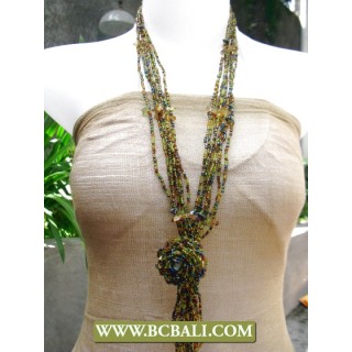 Layered Fashion Necklace Beaded with Rose Pendant